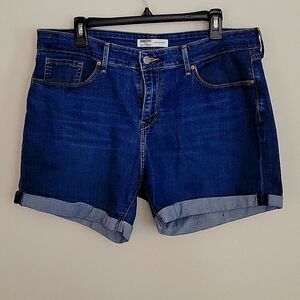 Levi Strauss Signature Mid Rise Shorts